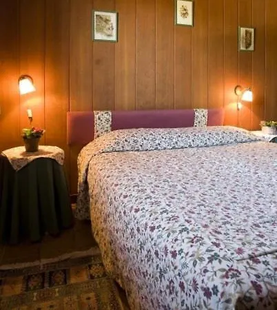 Niu Dels Falcons Bed and breakfast 3*
